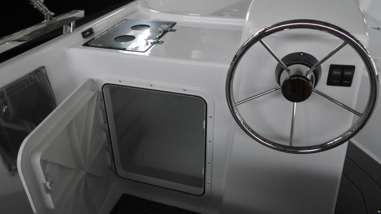 SilverYacht 525