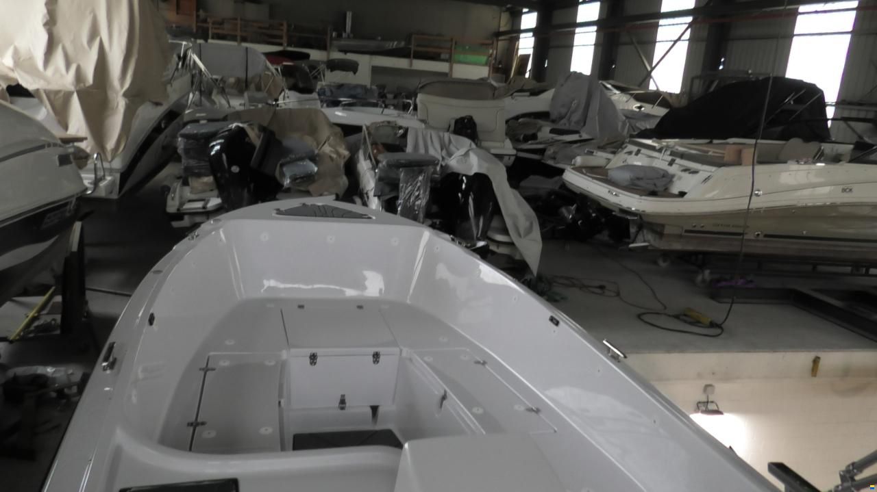 SilverYacht 525