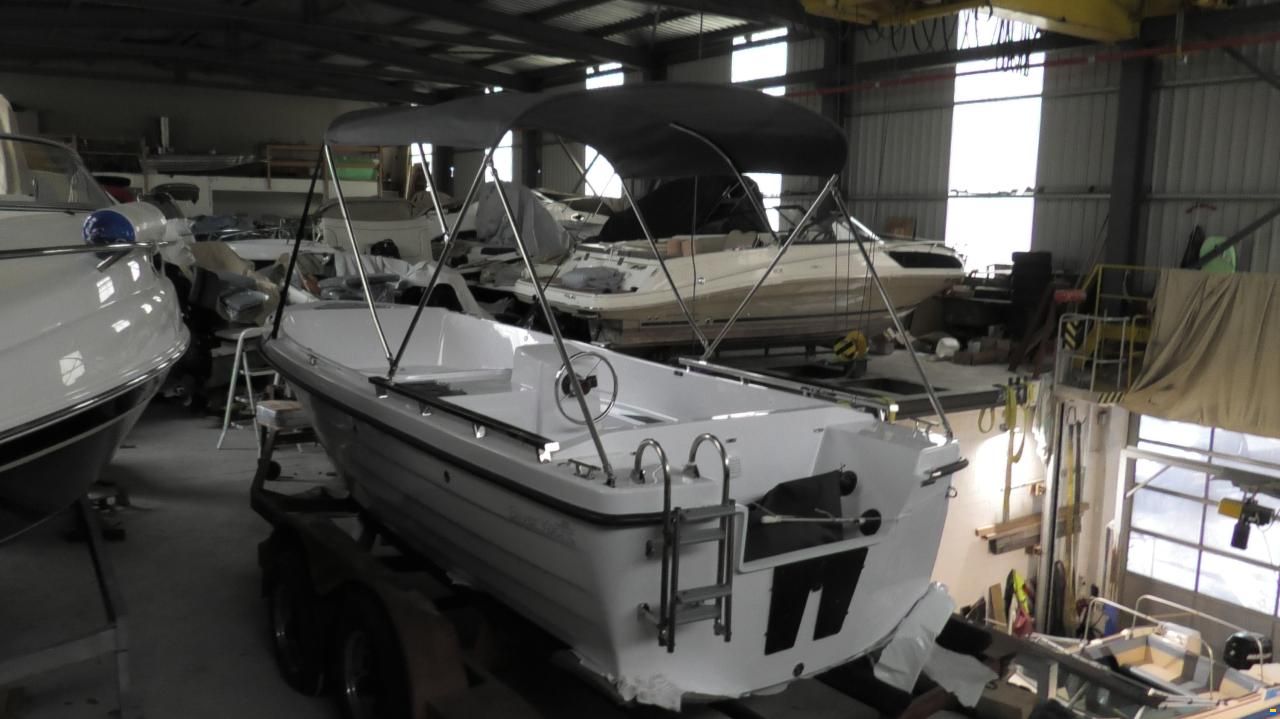 SilverYacht 525