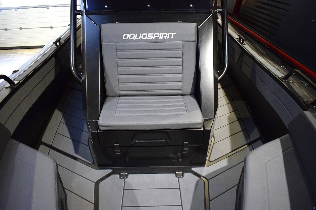 Aqua Spirit 700 - 150 HP Yamaha
