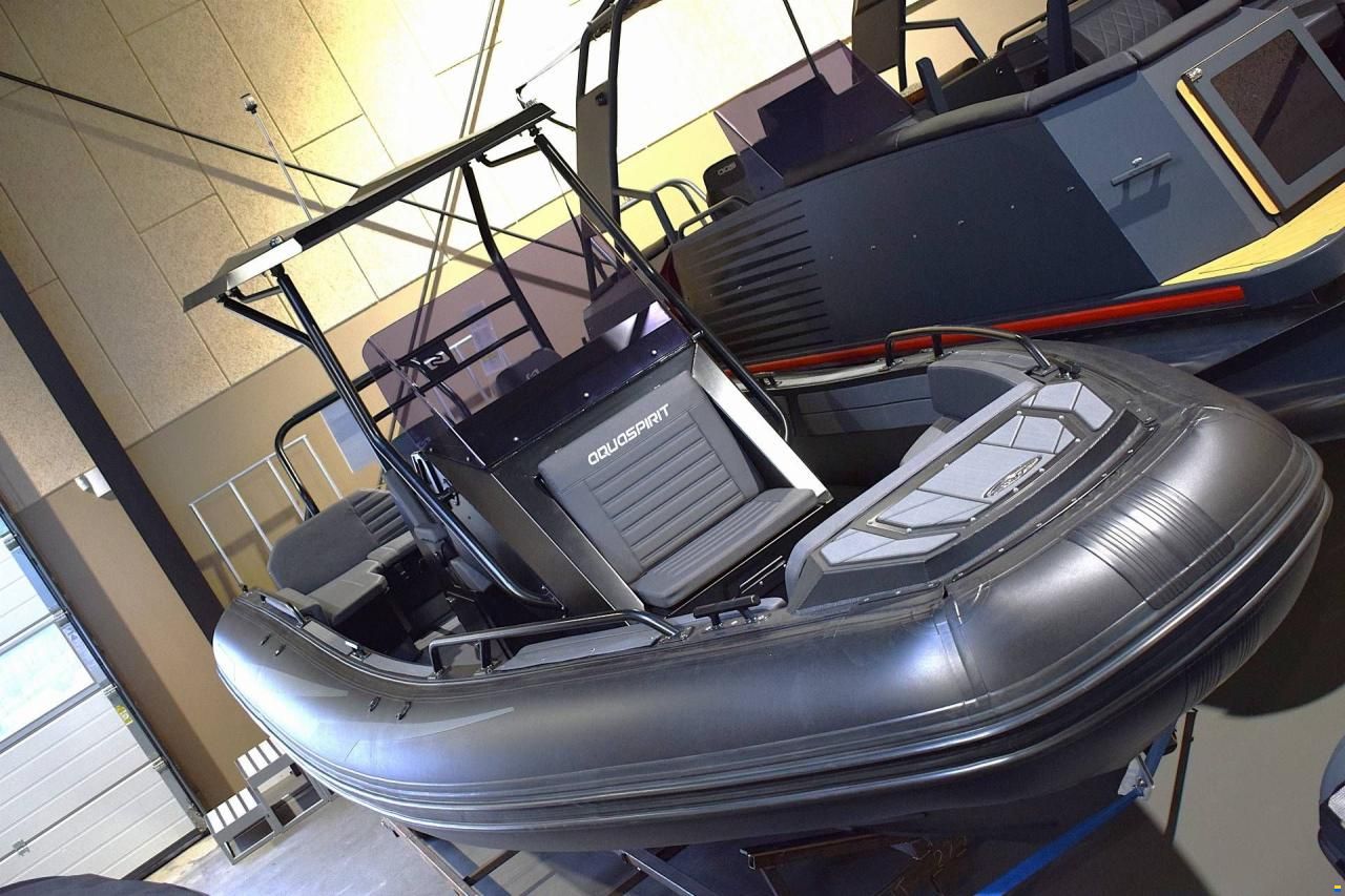 Aqua Spirit 700 - 150 HP Yamaha