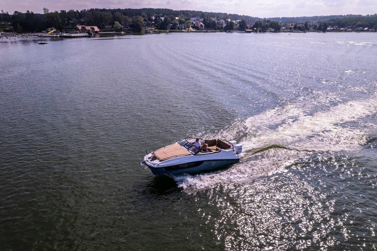 Coaster DC7 - 150 HP Yamaha
