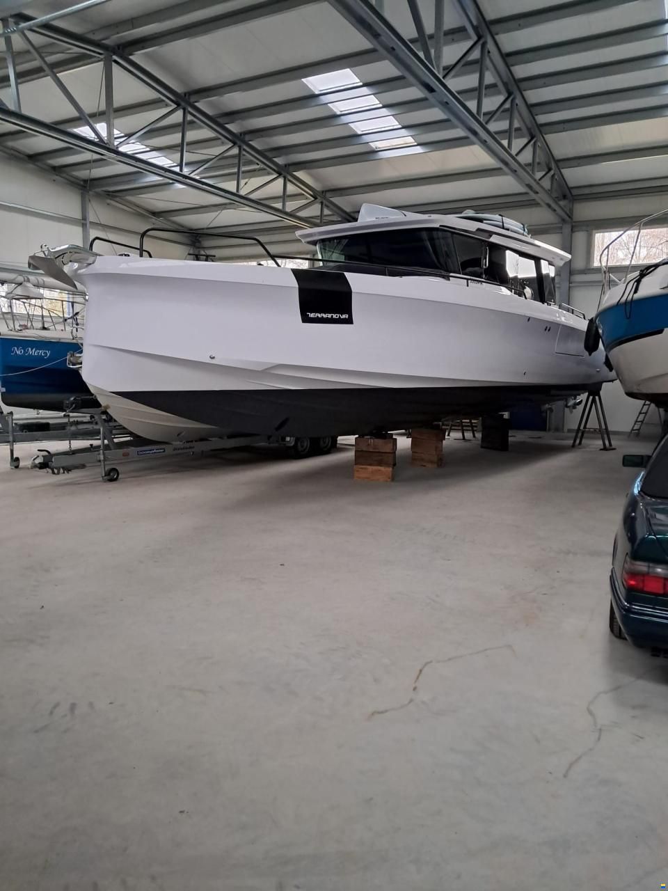 Axopar 45 Cross Cabin
