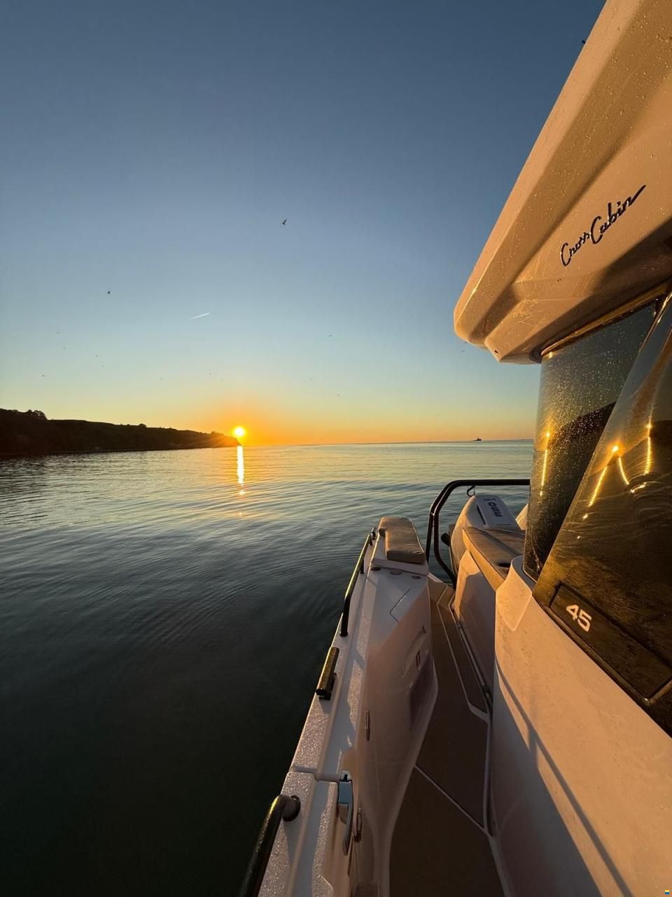 Axopar 45 Cross Cabin