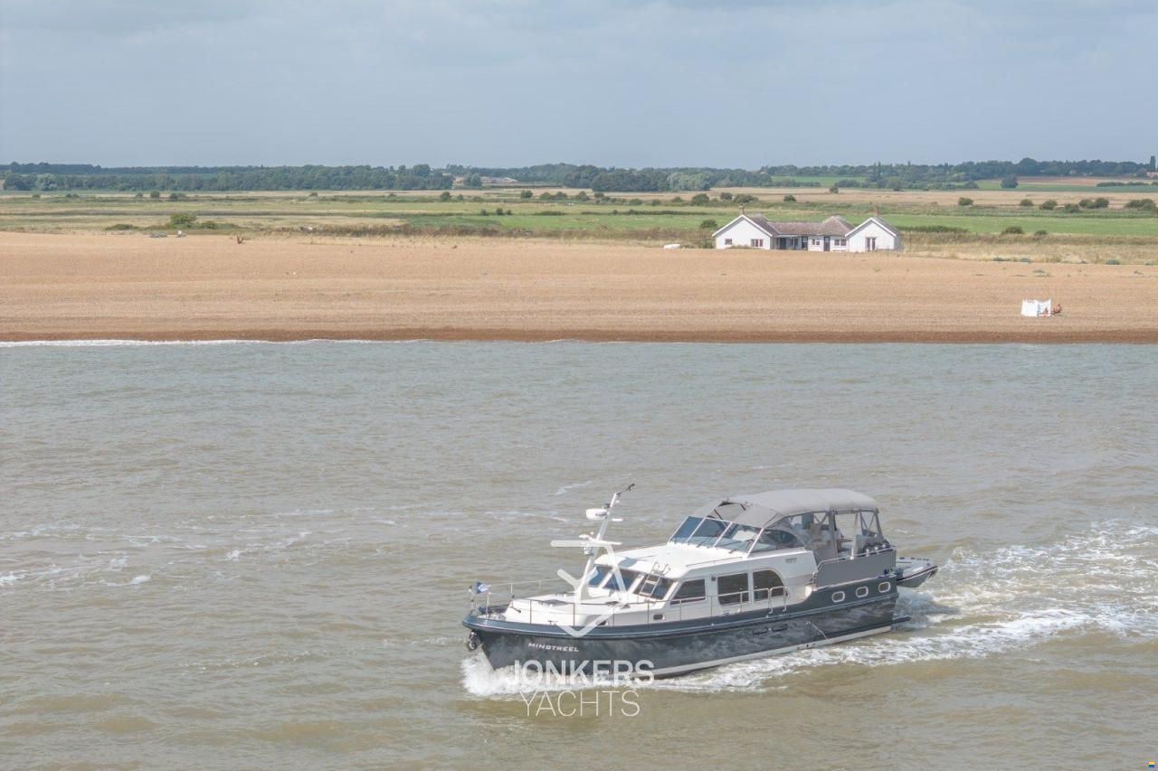 Linssen Grand Sturdy 45.9 AC "Twin"