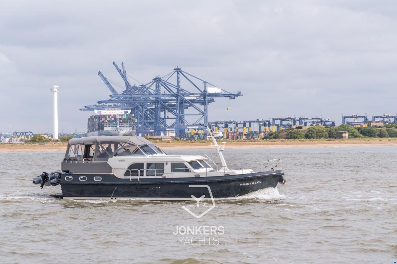 Linssen Grand Sturdy 45.9 AC "Twin"