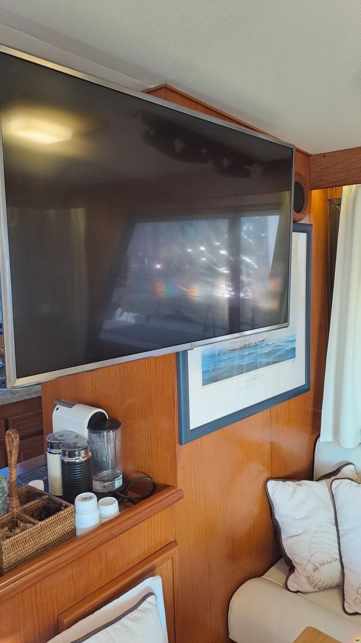 Hatteras 50