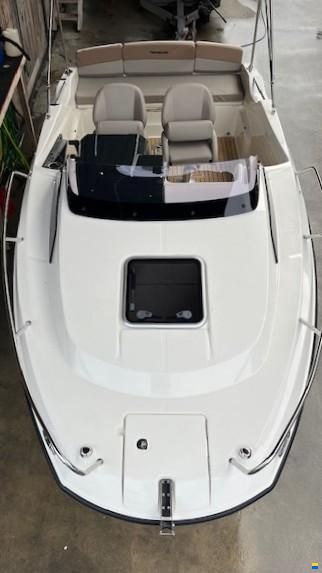 Quicksilver 555 CABIN