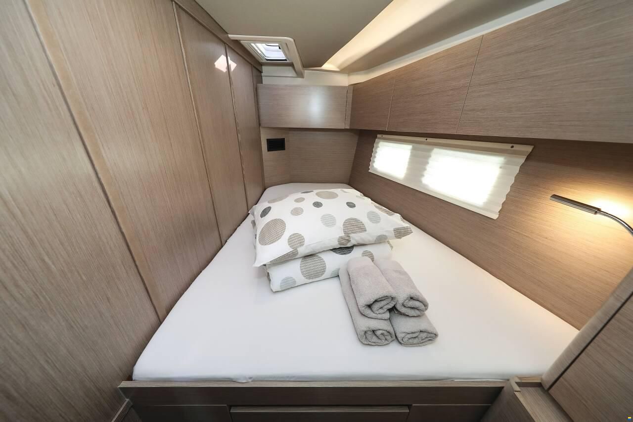 Hanse 588