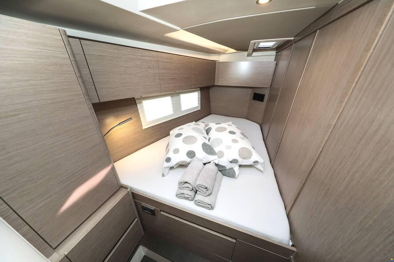 Hanse 588