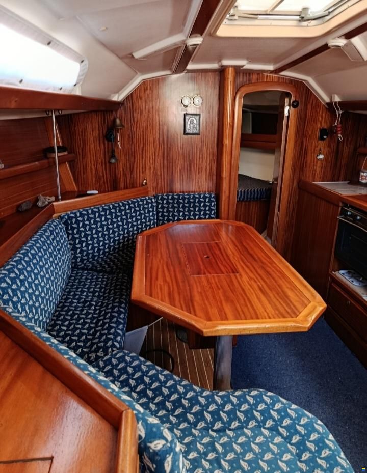 Dufour 35 Classic