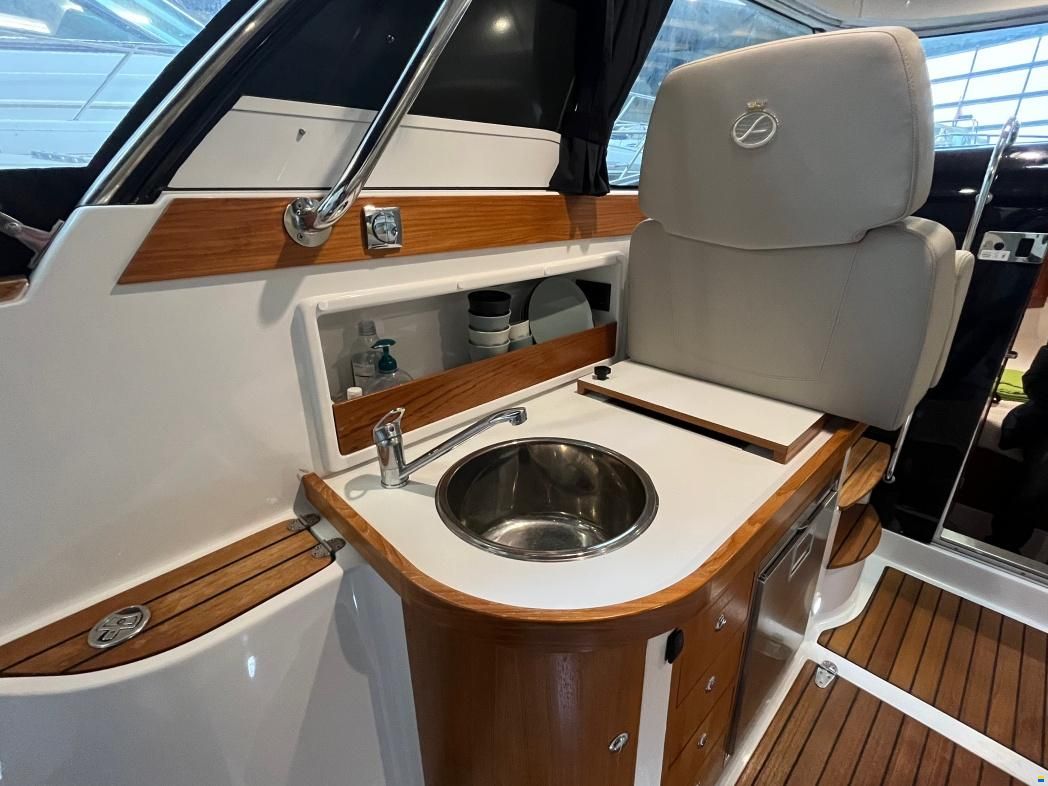 Aquador 28 HT