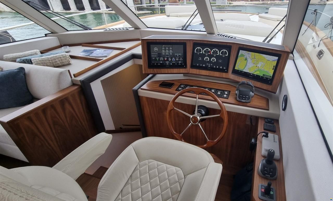 Monachus 70 Fly