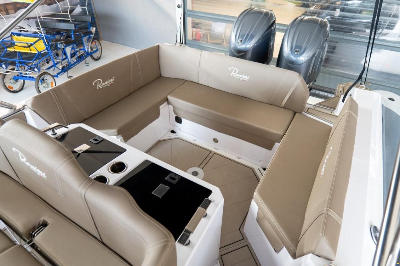 Ranieri Cayman 28 Executive