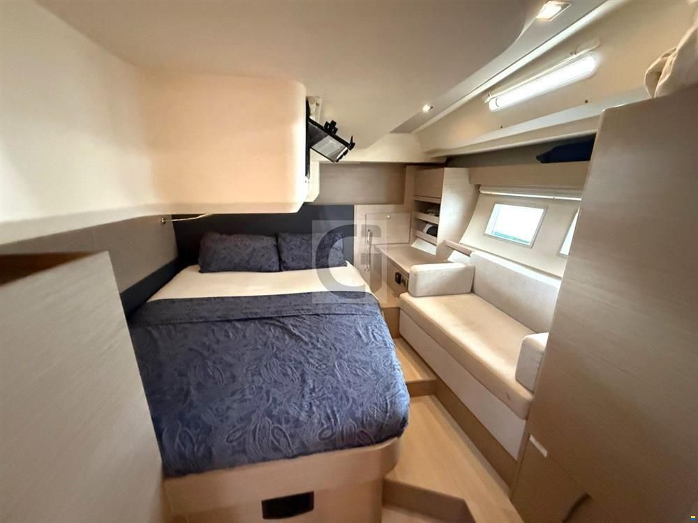 Hanse 548