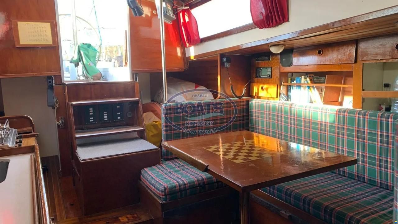LeComte Yachts Medalist 33 Mk2