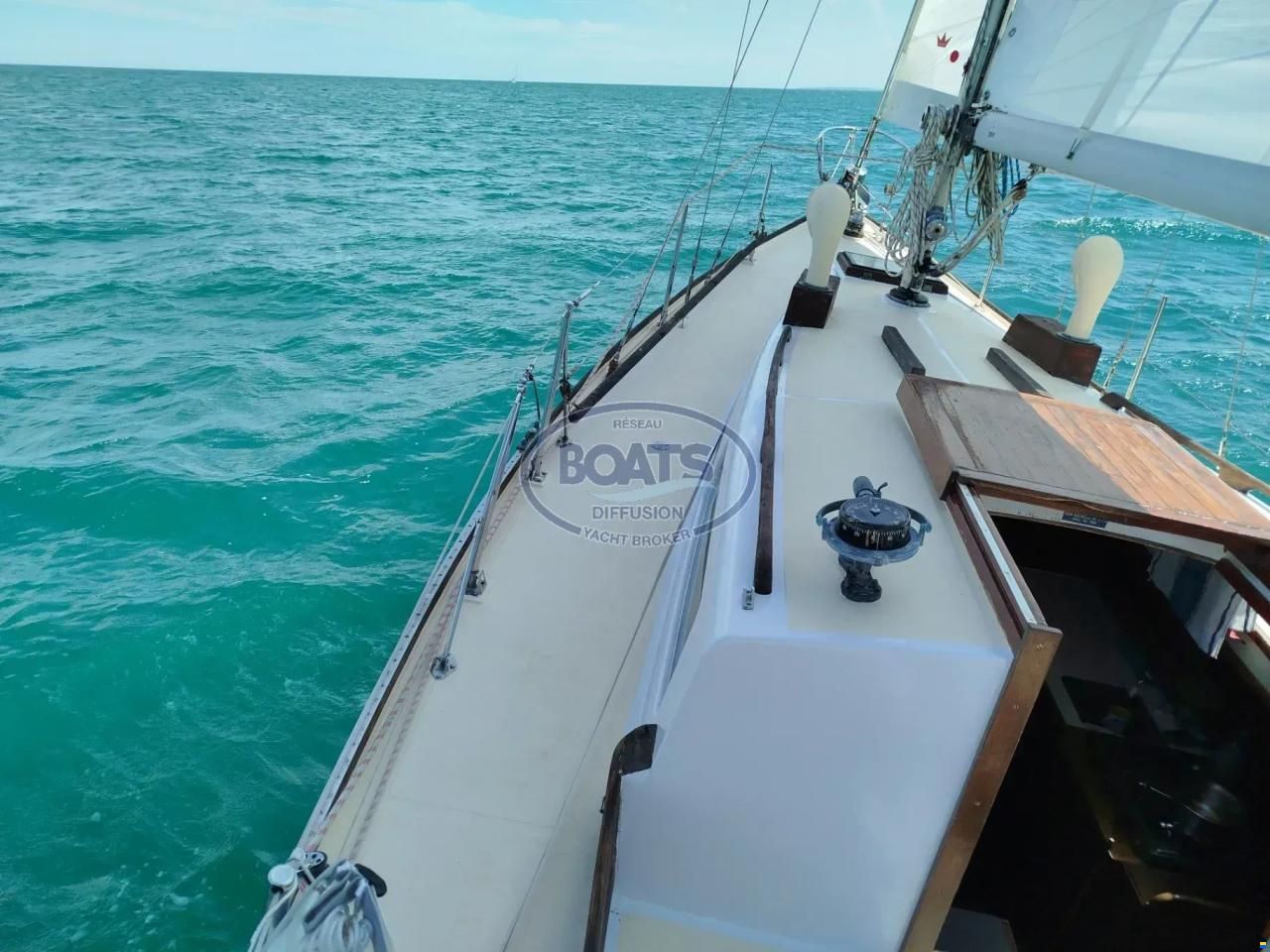 LeComte Yachts Medalist 33 Mk2