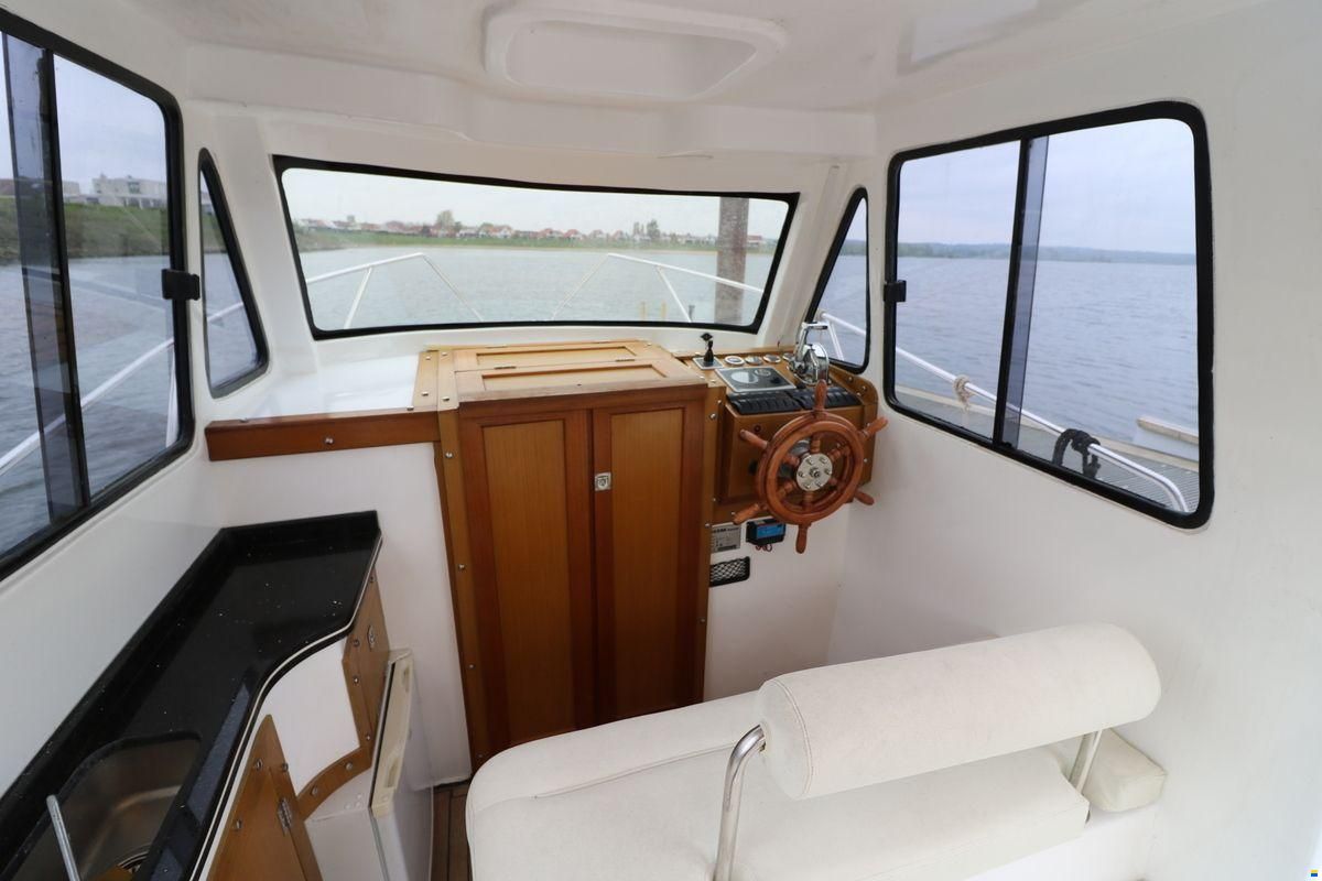 Rasker Sloop 700