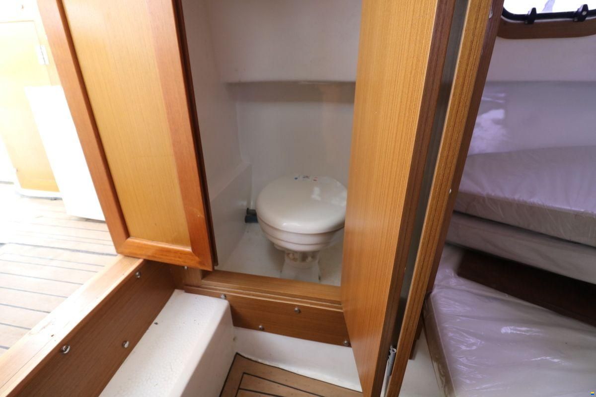 Rasker Sloop 700