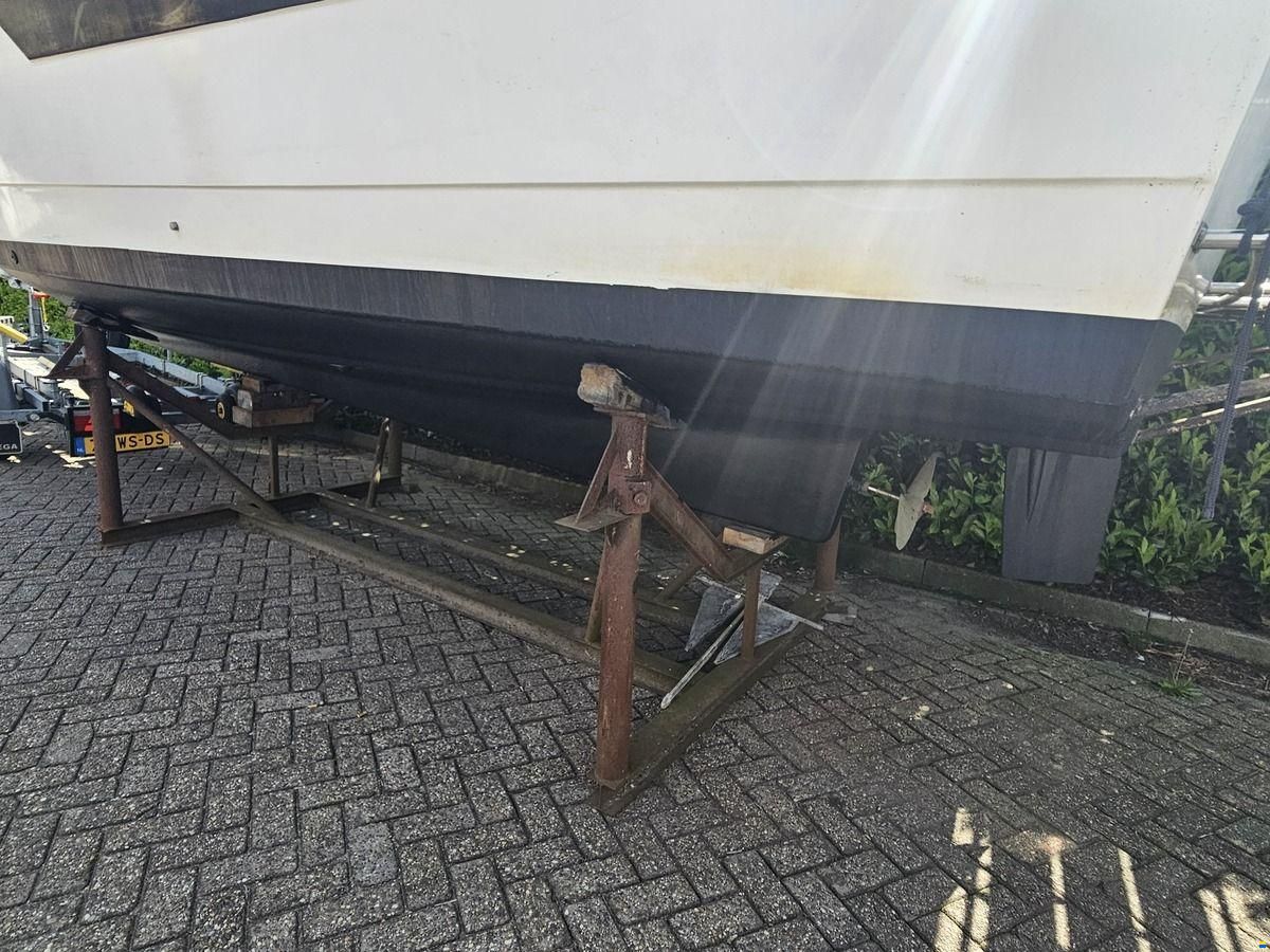 Marco Yachts 810 AK