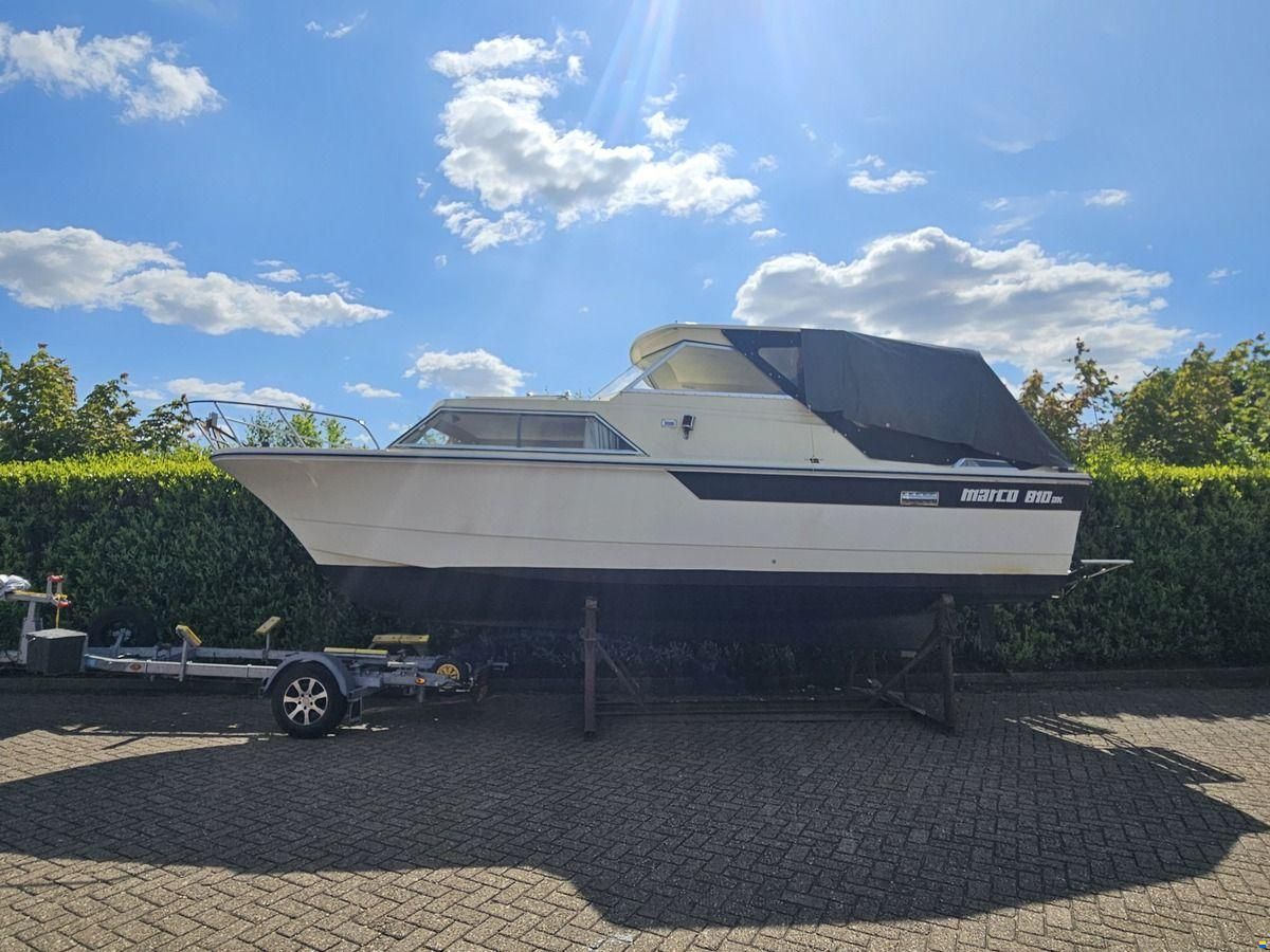 Marco Yachts 810 AK