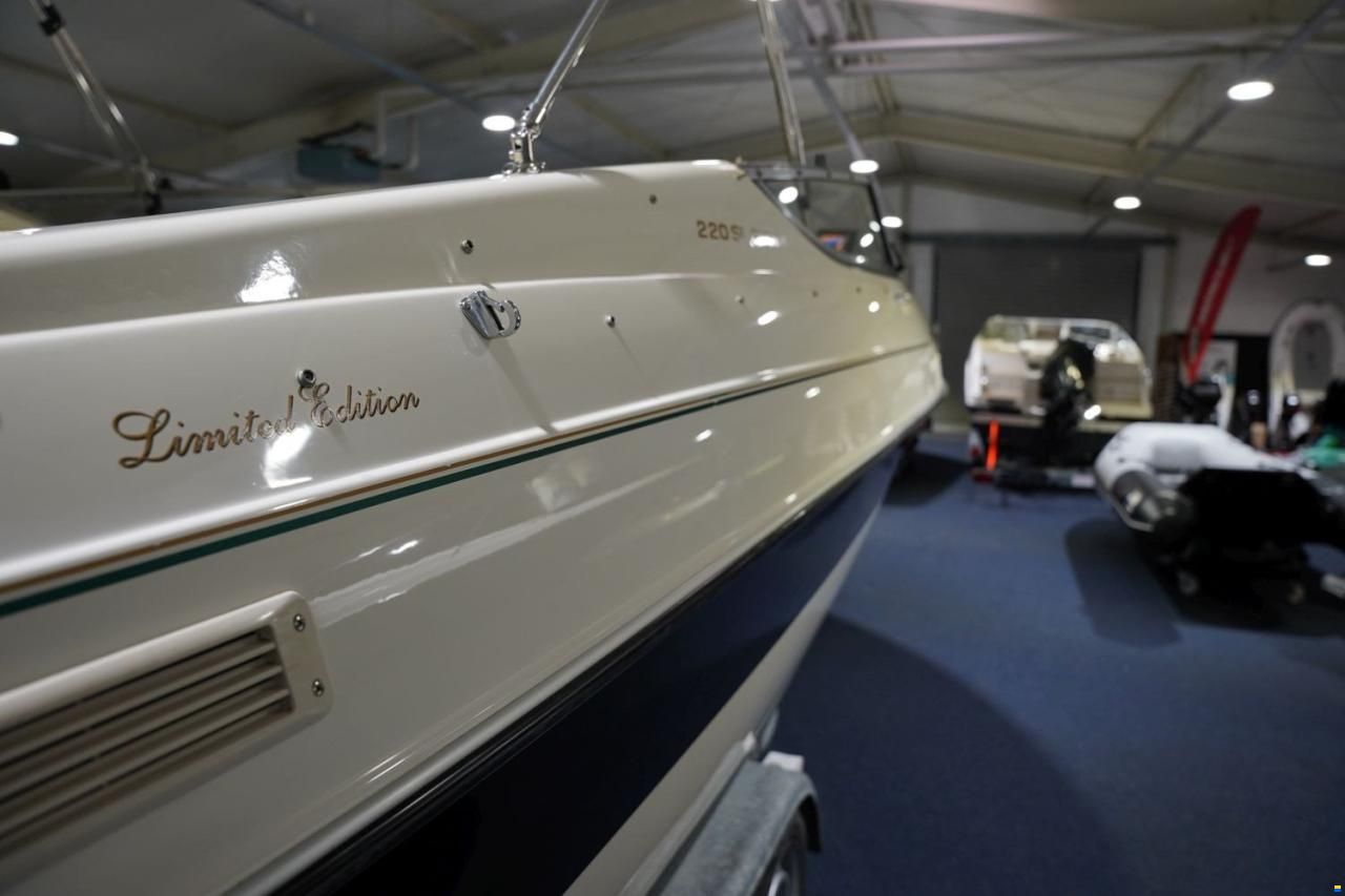 Sunbird 220 SL CORSAIR CUDDY