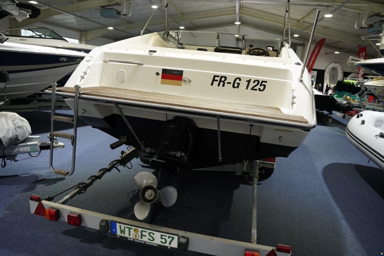 Sunbird 220 SL CORSAIR CUDDY