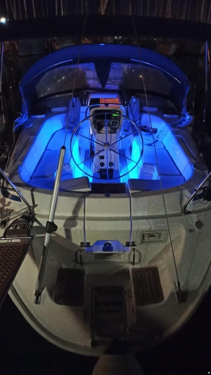 Bavaria 42