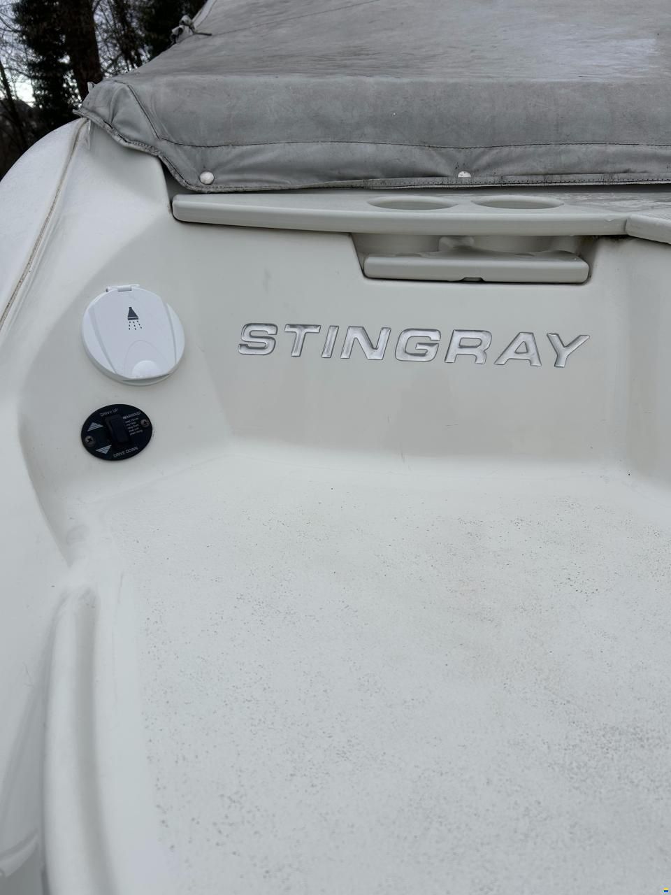 Stingray 235CR