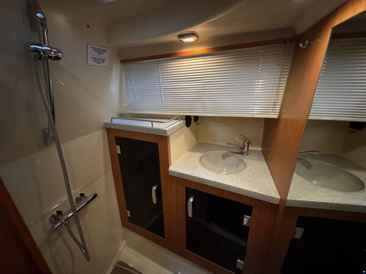 Marex 370 Aft Cabin Cruiser 2011