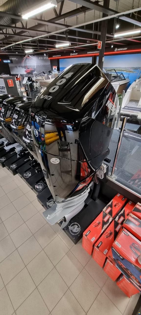 Mercury V 400 XL 5.7L V10 Verado