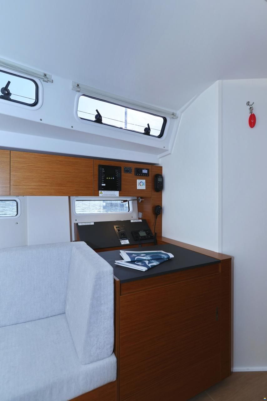 Hanse 410