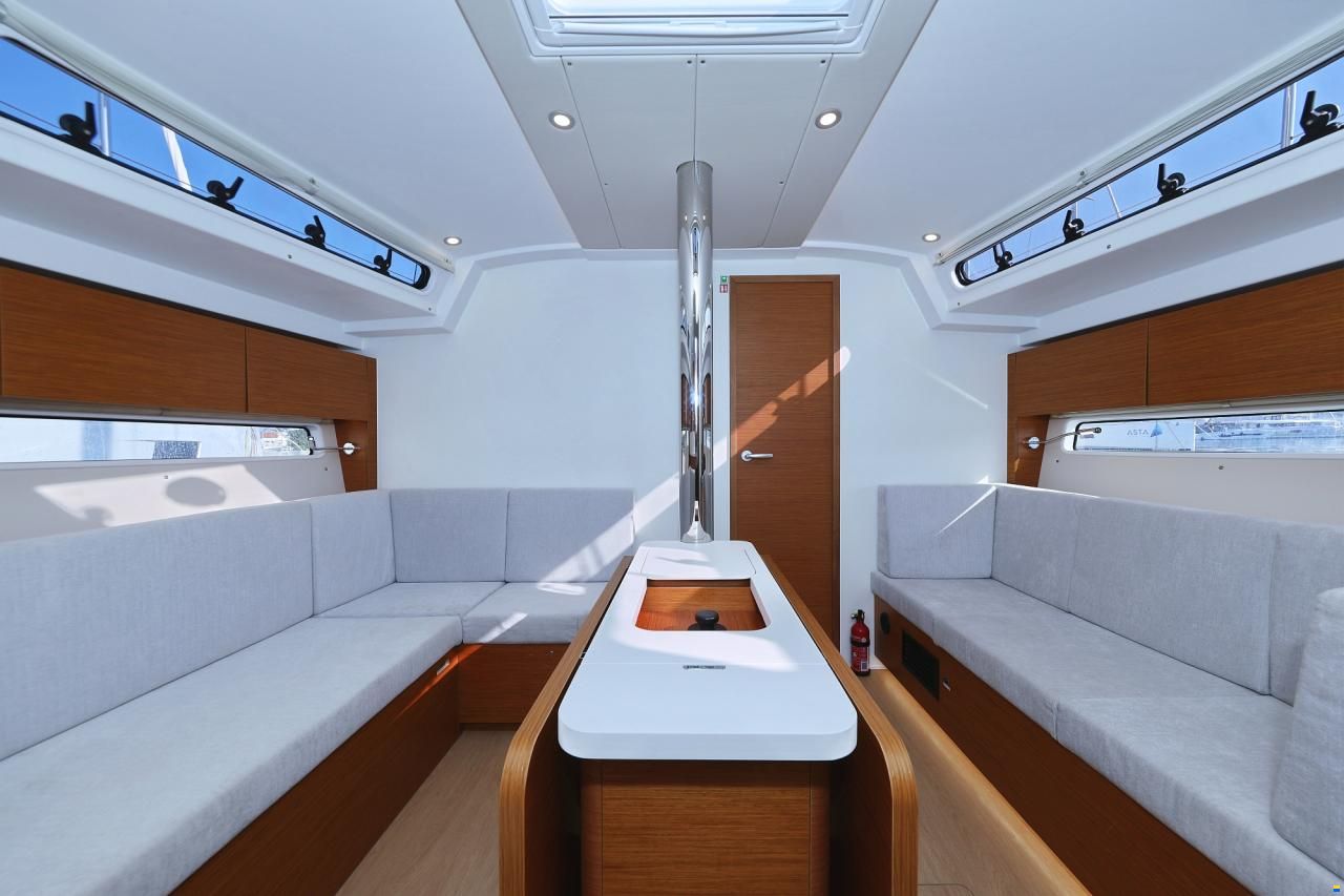Hanse 410