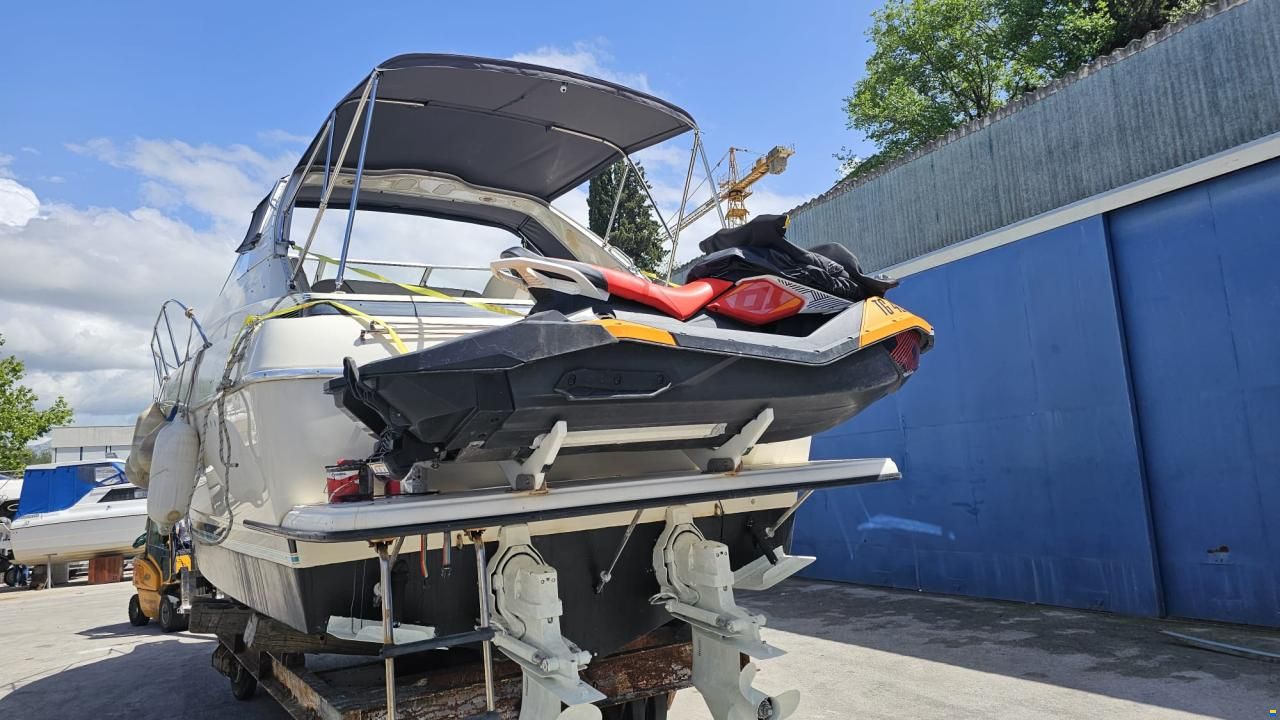 Bayliner 3255 Avanti Express Cruiser