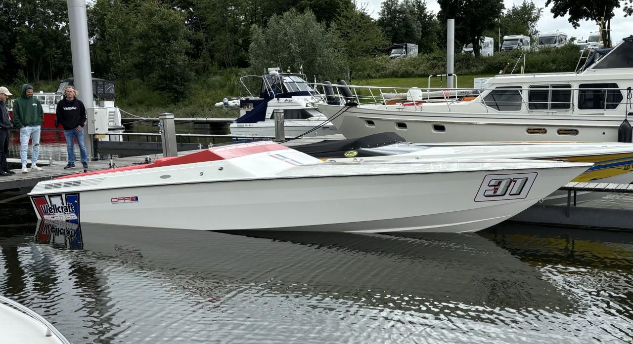 Wellcraft Scarab 31 Viper