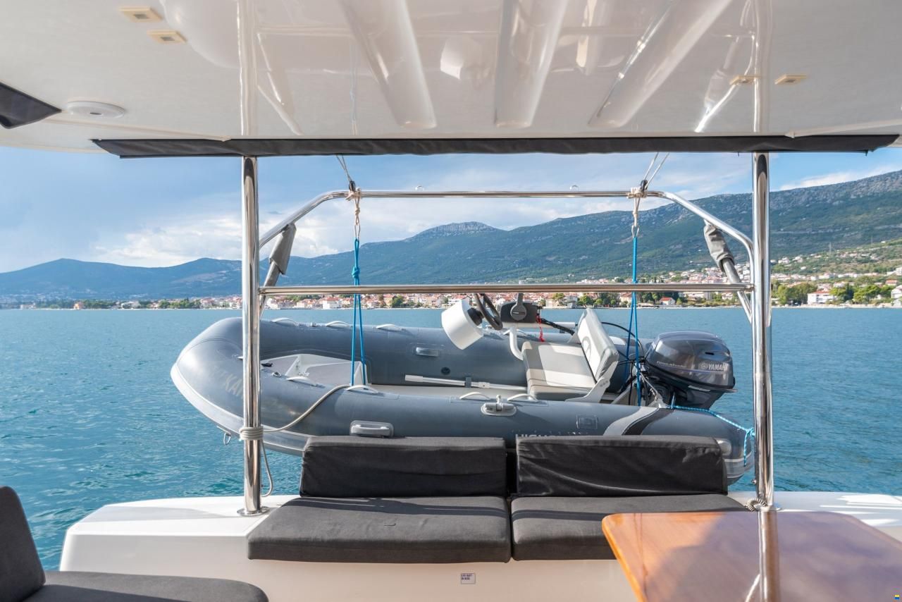 Lagoon 50