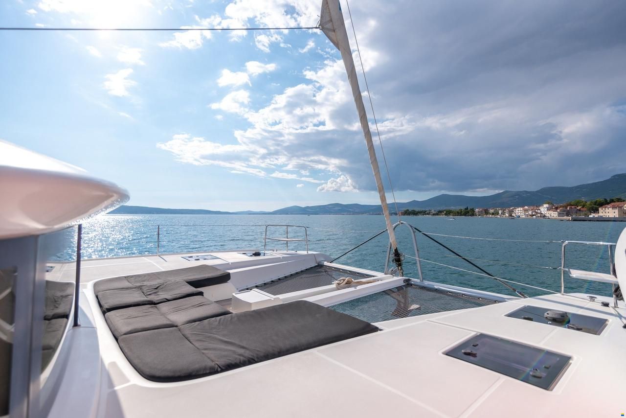 Lagoon 50