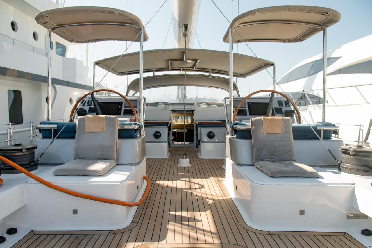 Alia Yachts AIYANA