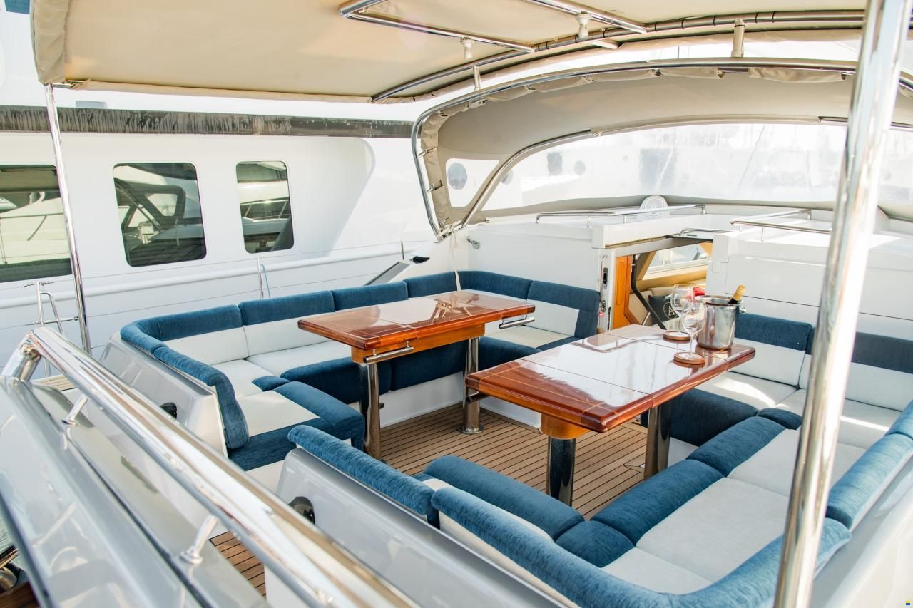Alia Yachts AIYANA