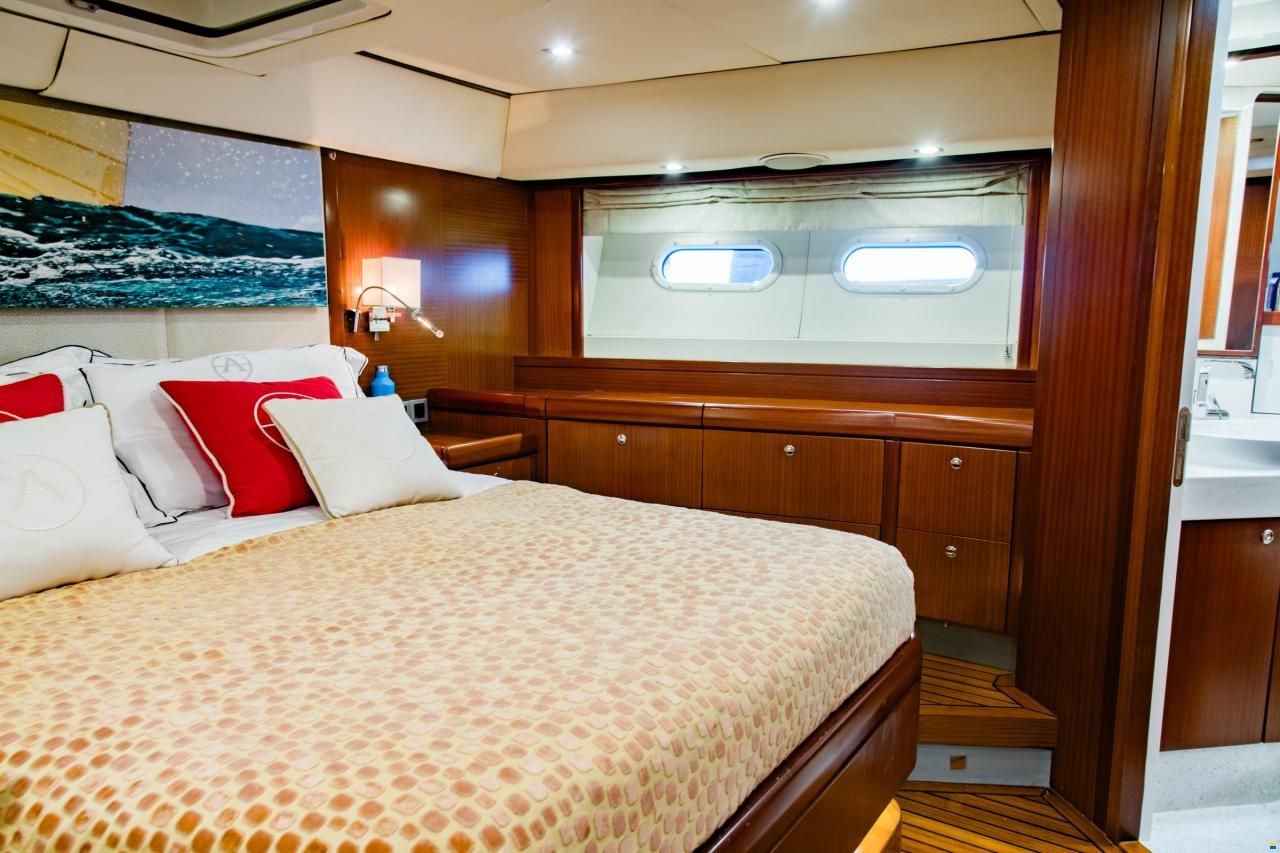 Alia Yachts AIYANA