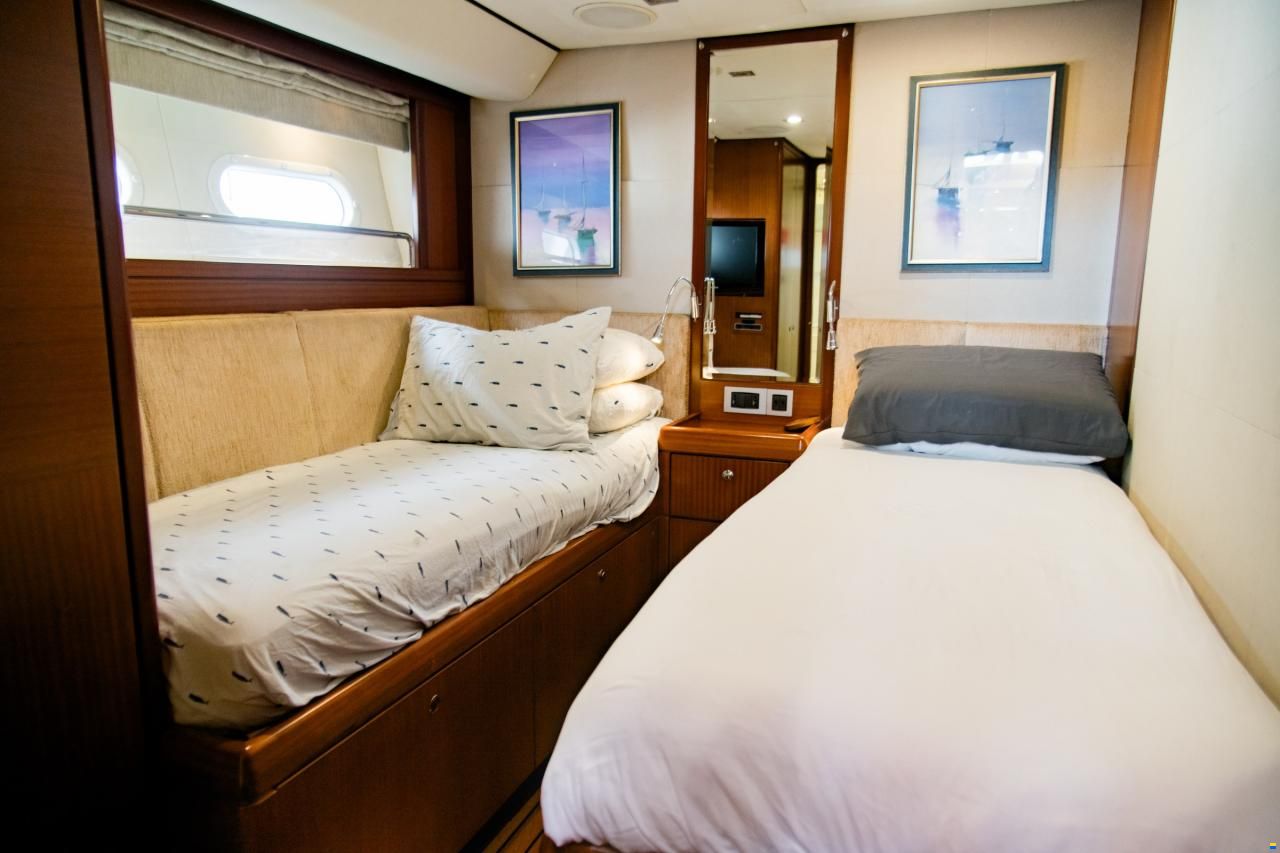 Alia Yachts AIYANA