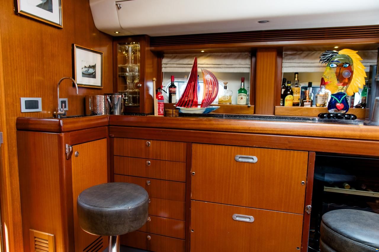 Alia Yachts AIYANA