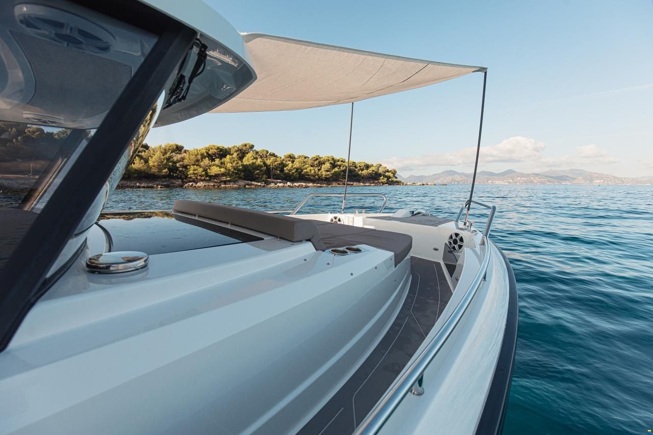 Quarken 35 Cabin Tourer