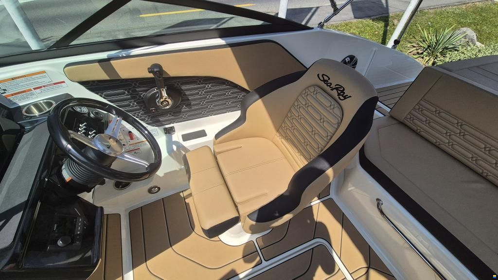 Sea Ray SPX 190 Europe