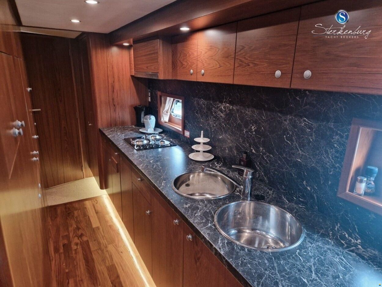 Ebyca Trawler 1300