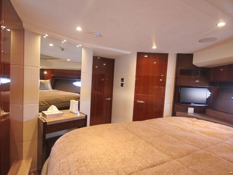 Princess Yachts International 72