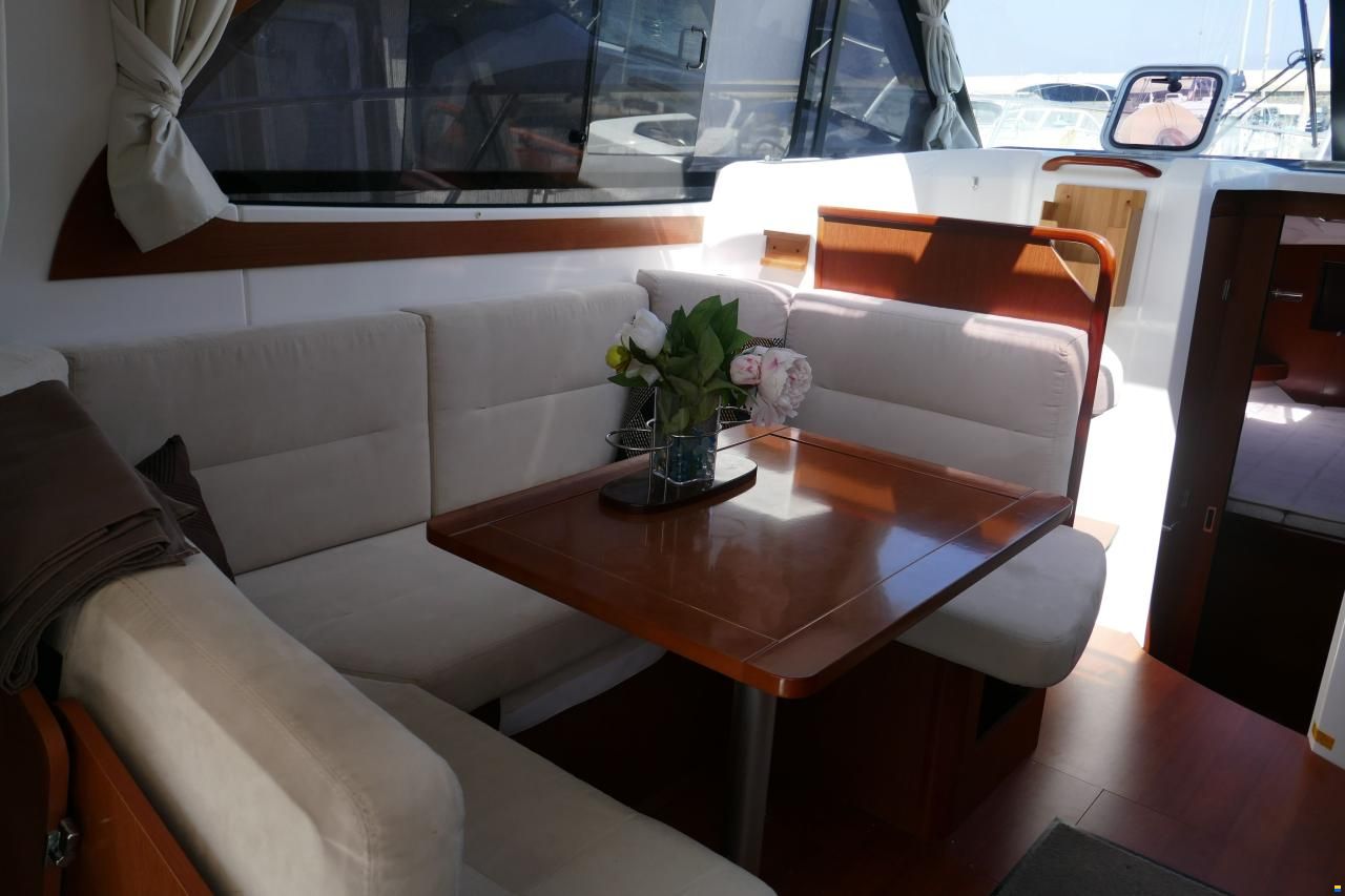 Beneteau Antares 30s