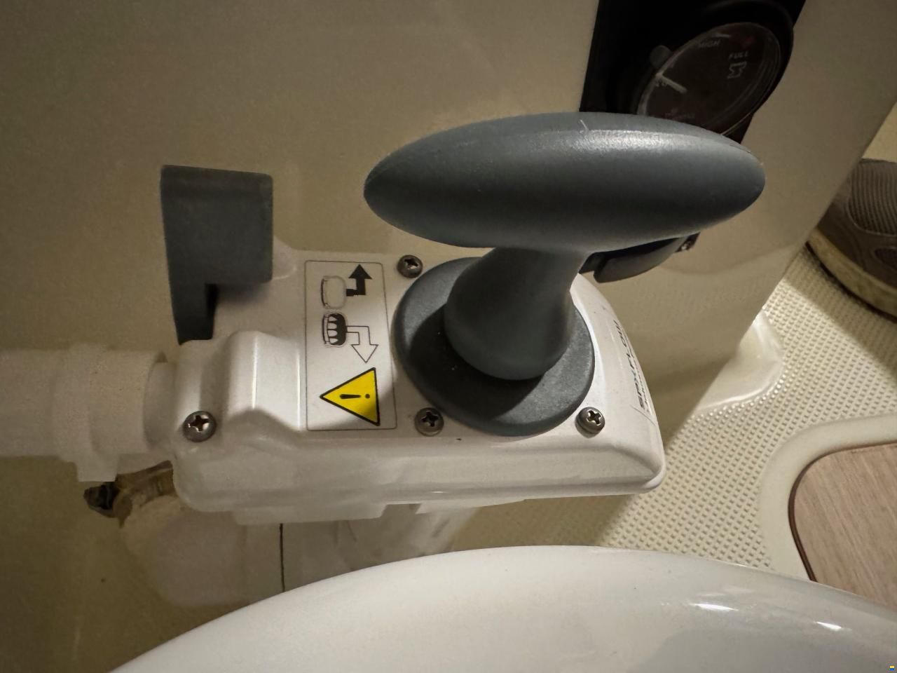 Quicksilver Captur 705 Pilothouse med 225 hk Mercury
