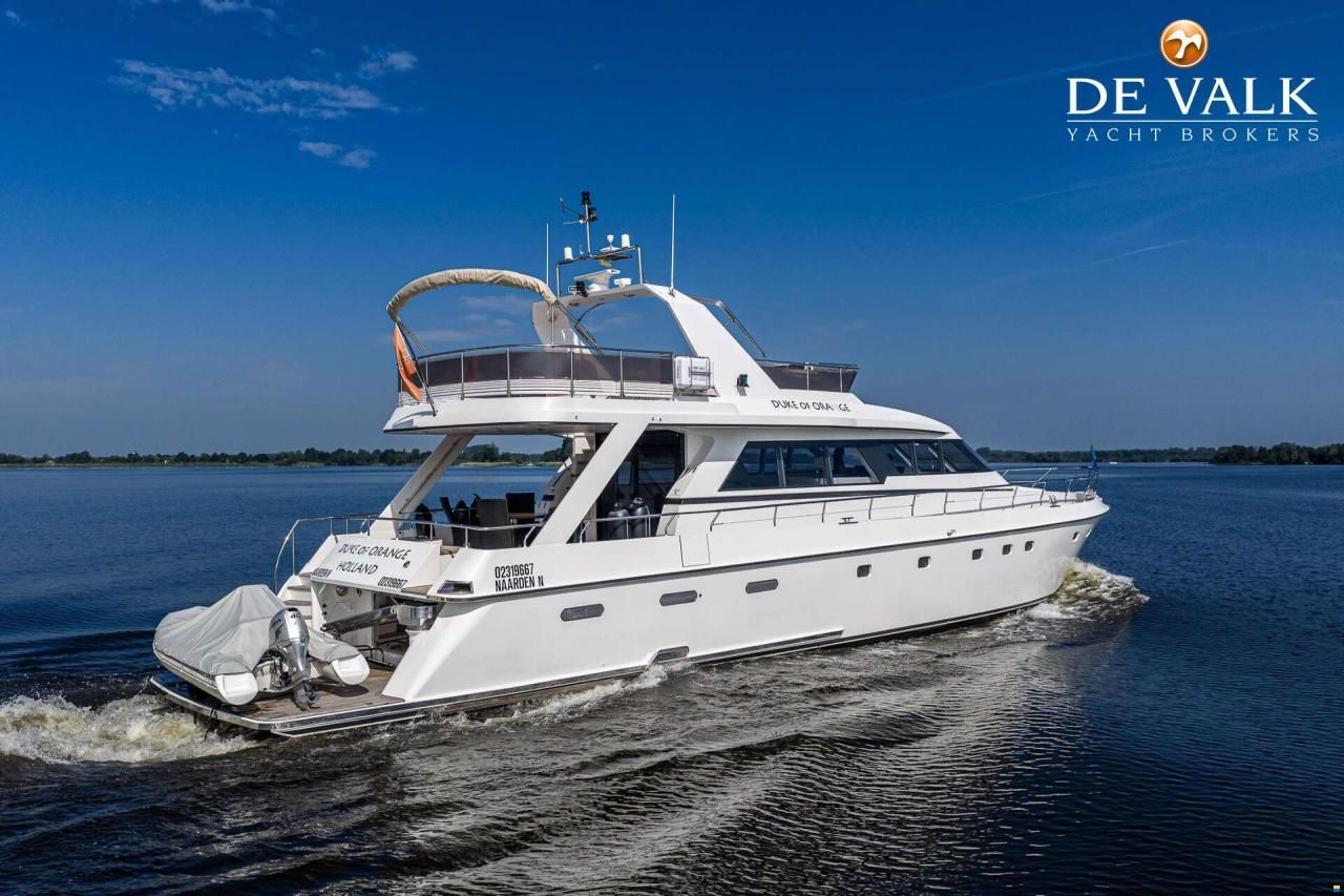 Van der Valk Explorer 25M