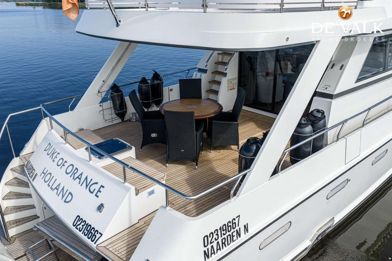 Van der Valk Explorer 25M